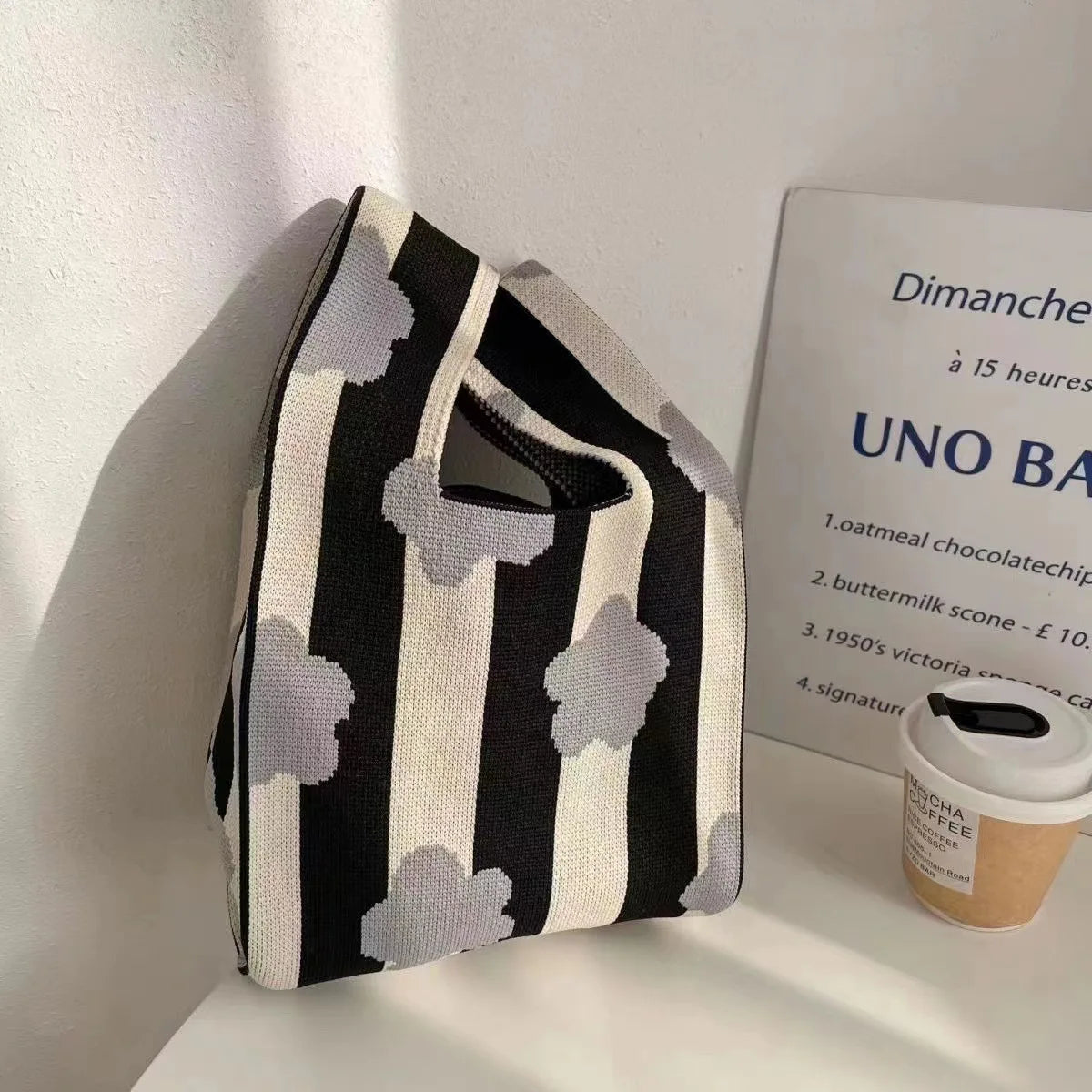 Women's Knitted Bag Convenient Exquisite Portable Tote Bags Portable Storage Bag Bucket Bags Gift Women's Knot Wrist Bags